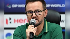 Mike Hesson Brings Back Experienced Players For Upcoming Matches