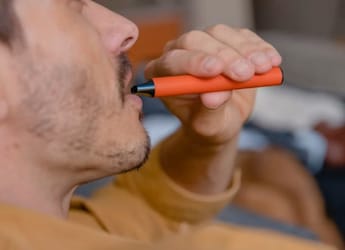 Nutritionist Reveals 5 Reasons Why Vaping And Hookah Are Bad For You