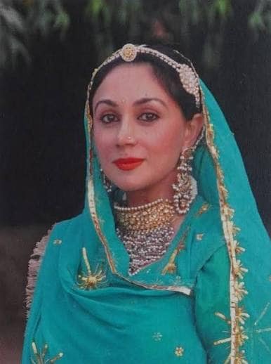 Who is mirza jai singh original owner of Tajmahal Land, Jaipur Royal Family shah jahan deal