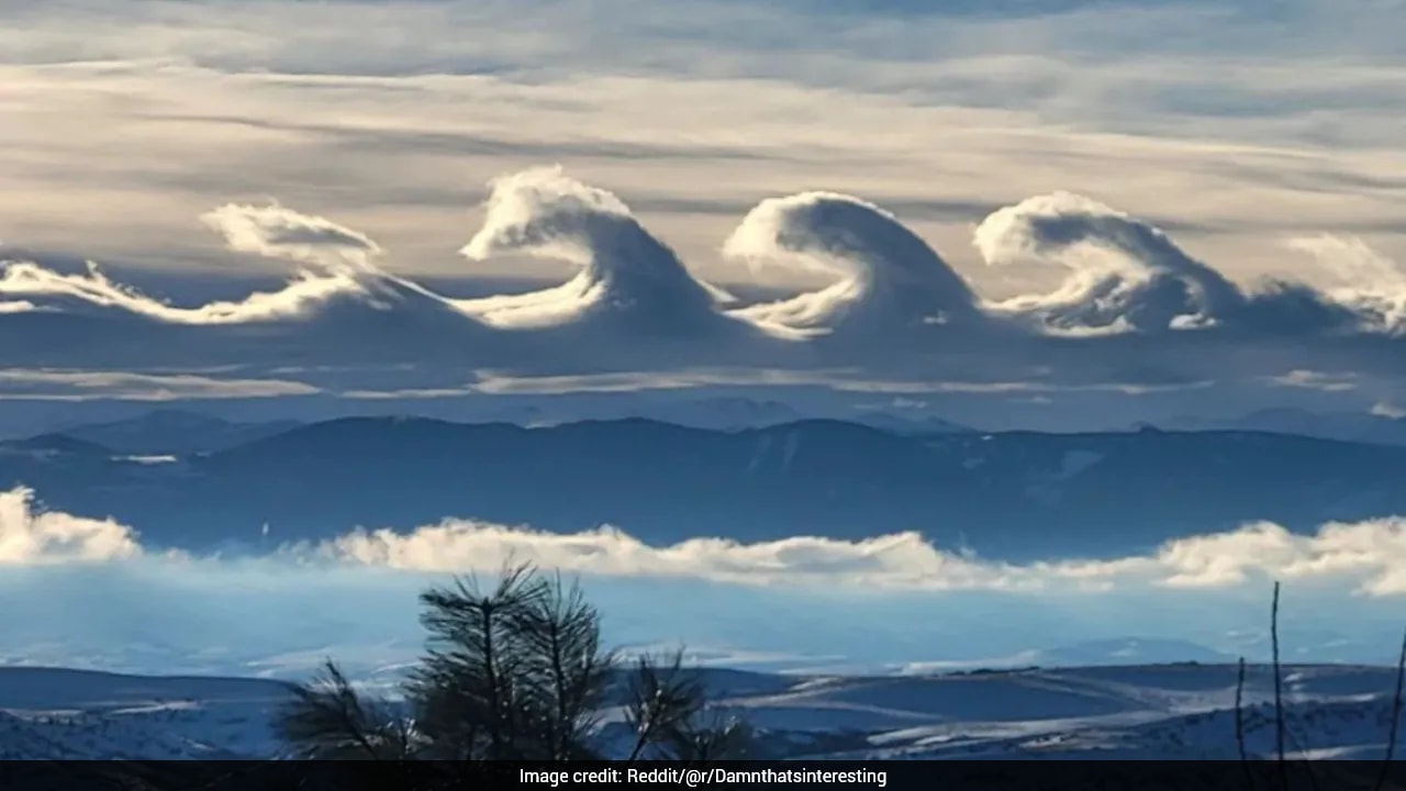 Kelvin-Helmholtz Clouds: What They Are And Why Internet Loves Them