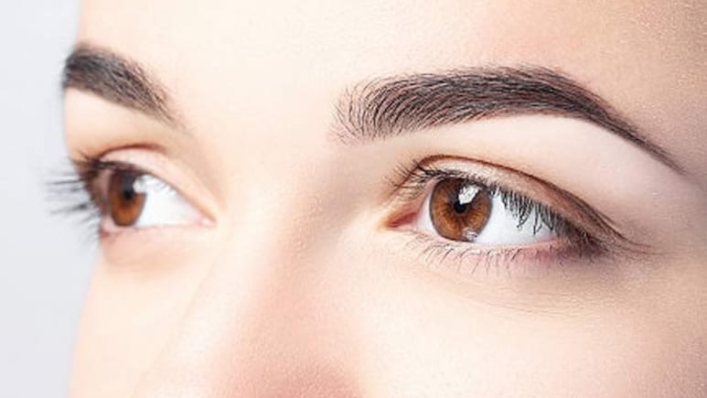 Eye Care Tips: आंखों को बनाना है सुंदर और आकर्षक? रोज करें ये आसान काम, नेचुरली दिखेंगी आंखें