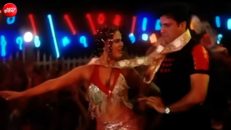 26 साल पुराना गाना, गोविंदा ने डांसर पर की पैसों की बरसात, हर डीजे में बजता ये सॉन्ग, अलका याग्निक, कुमार सानू की आवाज ने बनाया कल्ट