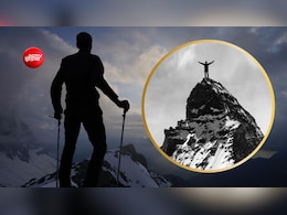देख नहीं सकते ये दोनों युवक, फ&zwj;िर भी नाप डाली हिमालय की 20 हजार फीट ऊंची चोटी