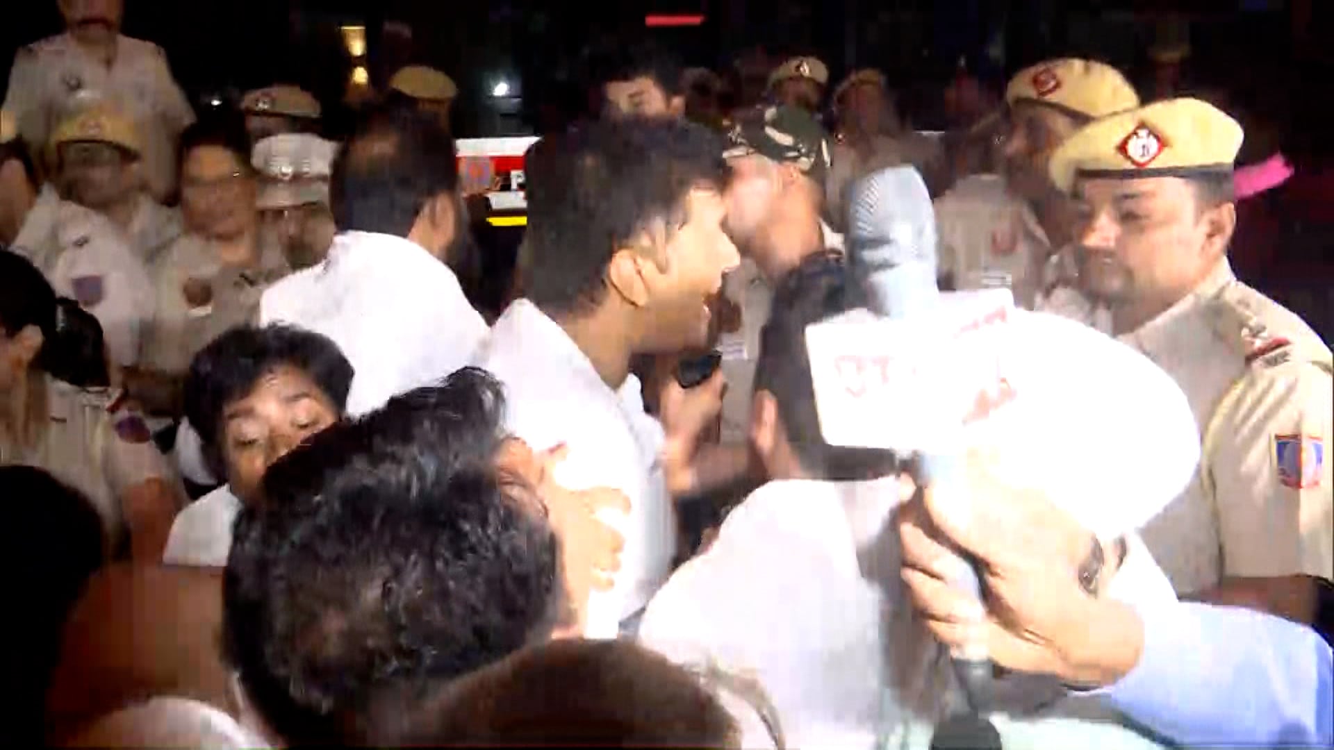 Parvesh Verma Slap Row: AAP Leaders Detained In Delhi Protest