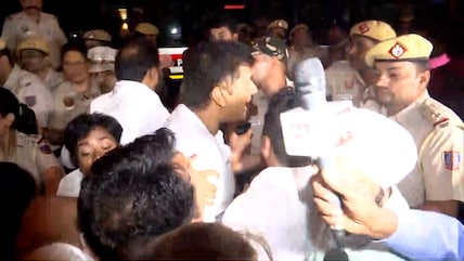 Parvesh Verma Slap Row: AAP Leaders Detained In Delhi Protest