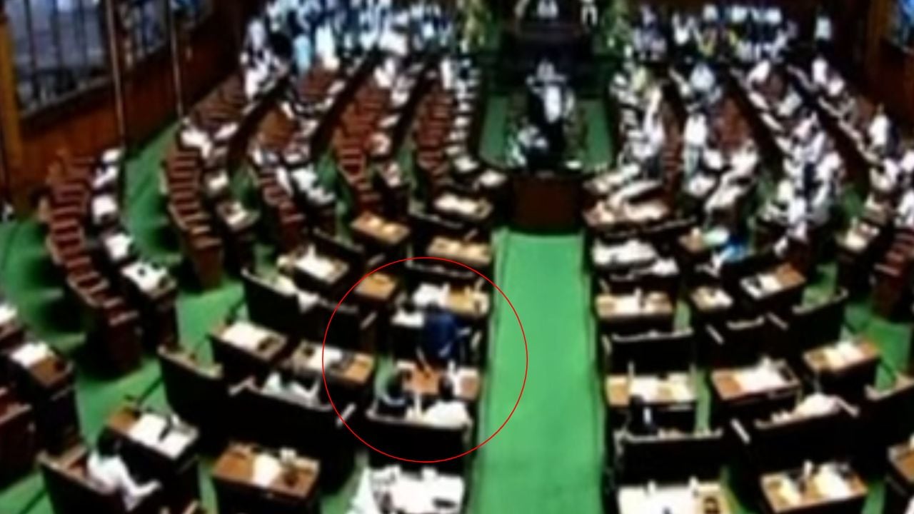 "Will Deal With You": Karnataka Congress MLA Alleges Threat From Party Leader