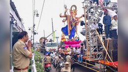 हैदराबाद में गणेश विसर्जन ड्यूटी के दौरान महिला SI से बदसलूकी, आरोपी जिम ओनर फरार