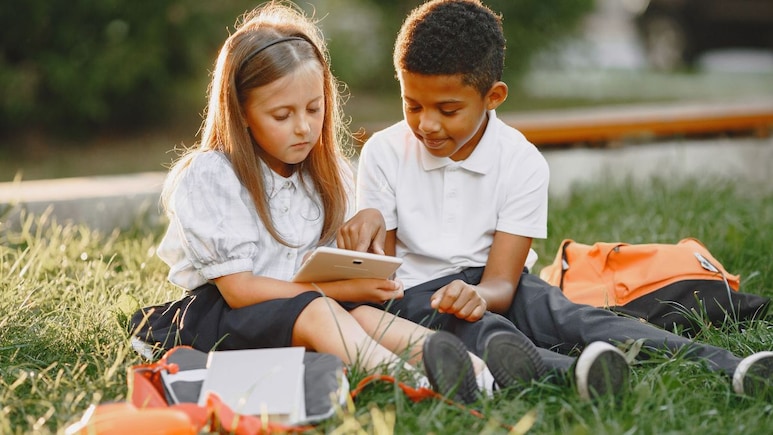 Smacking Linked To Lower Scores: UK Study Finds Children Hit At Ages 3-7 Score Worse In GCSEs