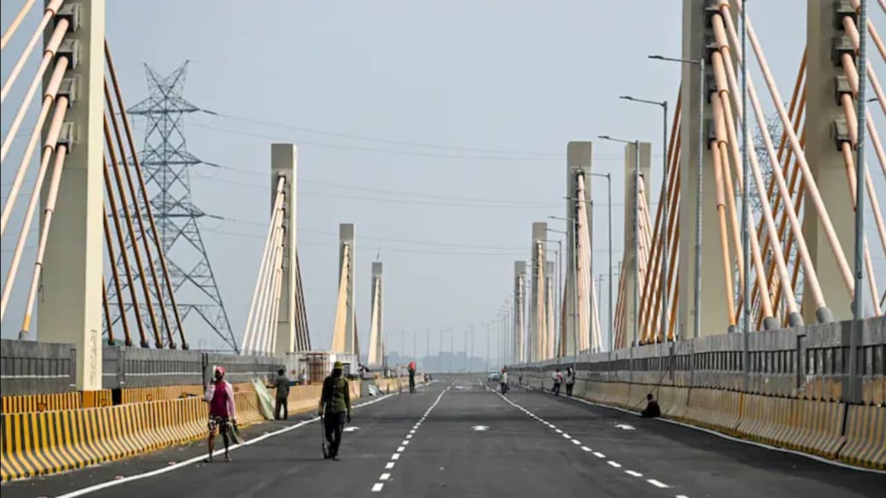 U-Turn, Extra Lane, Google Maps: Delhi's Plan To Fix Barapullah Traffic Chaos