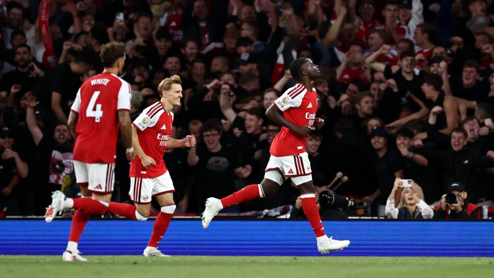 Arsenal Brace For Chelsea Test As Tottenham Hotspur Seek Spark