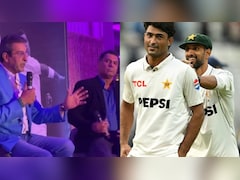 "<i>Muh Chhupake Jao</i>": Wasim Akram Blasts Pakistan For Celebrating Next Waqar Younis After England Hammering