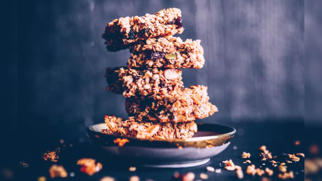 Are protein bars actually good for your health? (Photo: Unsplash)