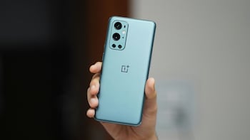 OnePlus 16 To Feature Snapdragon 8 Elite Extreme Gen 6; Leaks Reveal 5.3M+ AnTuTu Score