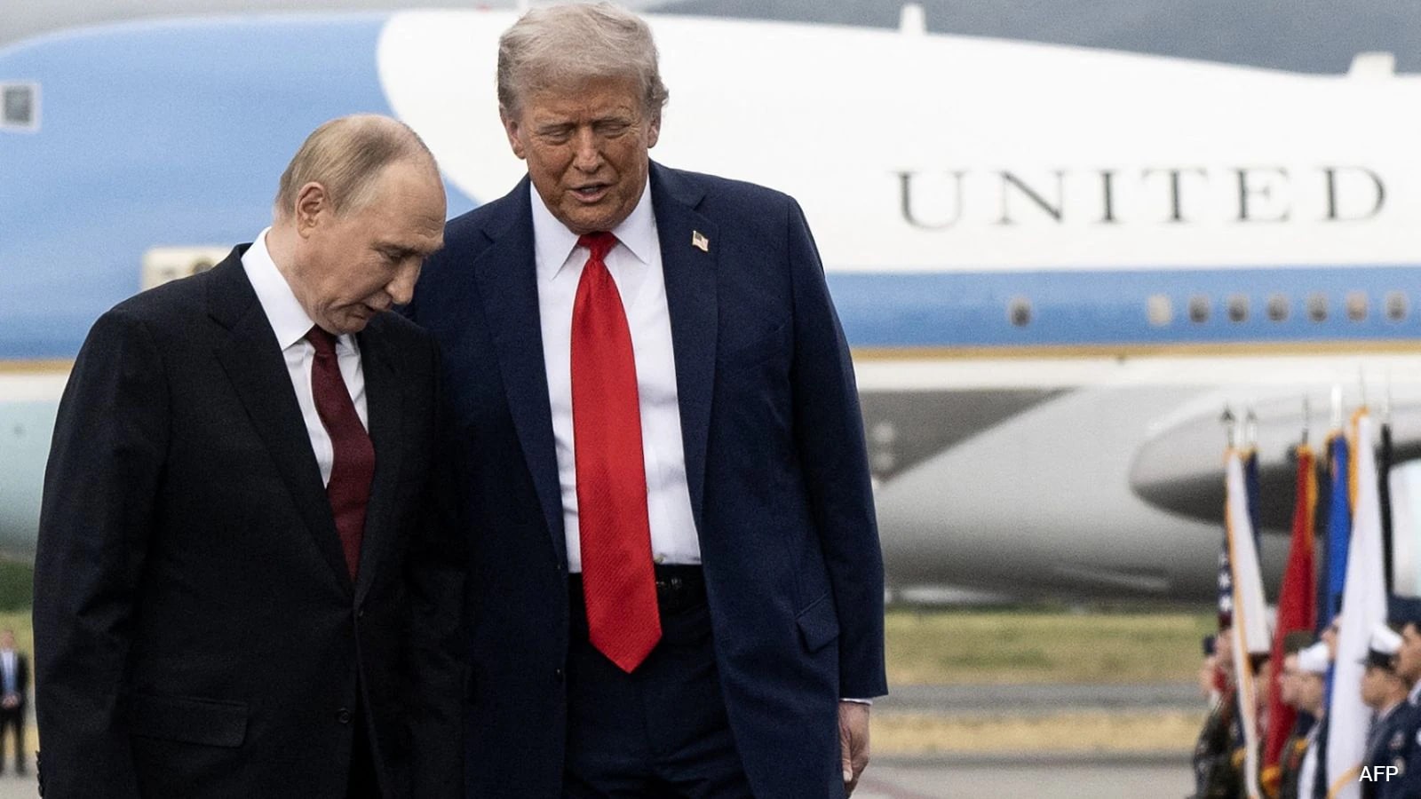 Putin and Trump Hold Constructive Phone Call to Discuss Ukraine War End
