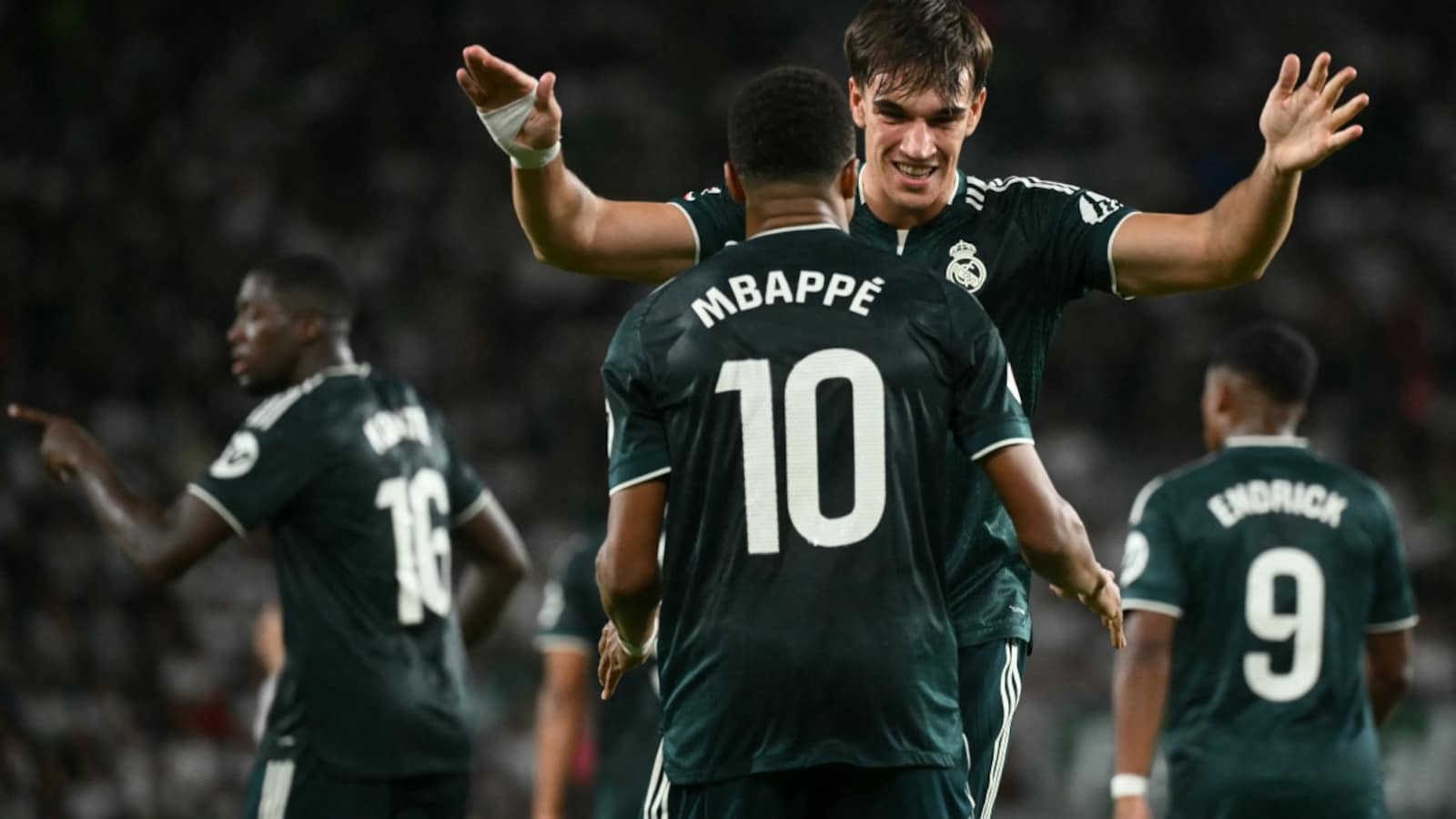 Carlos Espi Saves Real Madrid With Late Winner At Elche