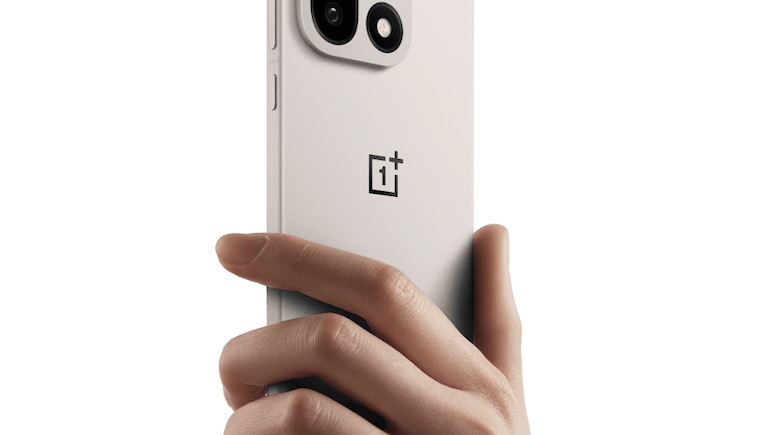 First Look At OnePlus 16: Brand Teases ColorOS 17, 3C Listing Hints At Charging Speed