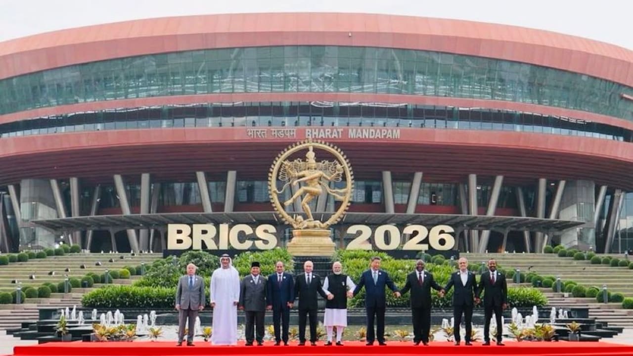 PM Modi's Camaraderie With Putin, Declaration To Gala Dinner — BRICS's Defining Frames From Day 1