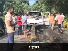 Video: School Van Hits Divider In Jharkhand, 12 Students Injured