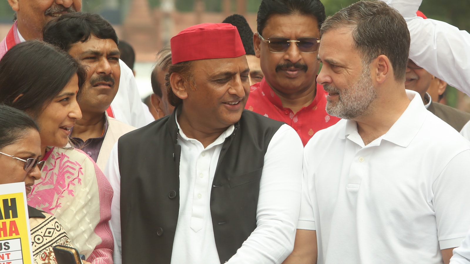 Congress And Samajwadi Party To Begin Seat-Sharing Talks For 2027 UP Elections - News Directory 3