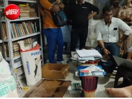 गाजा के समर्थन में पतंग उड़ाने पर बवाल, मुंबई पुलिस पर बिना वारंट 9 घंटे तलाशी का आरोप