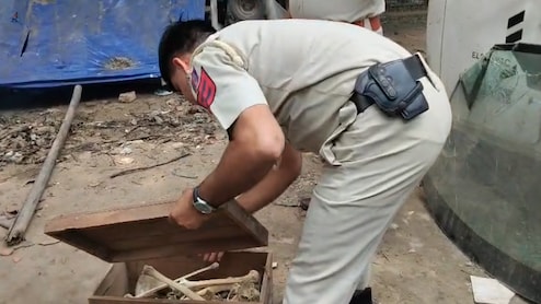 दिल्ली में मिंटो रोड पर काली मंदिर के पास मिला नर कंकाल, असली या नकली? हो रही जांच
