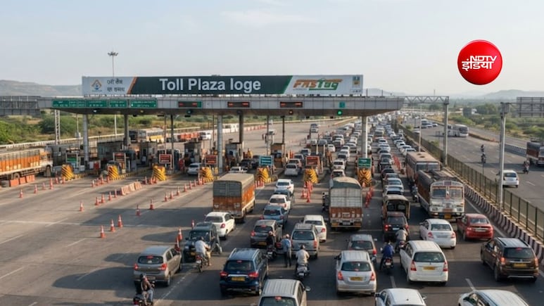 Toll Plaza पर 100 मीटर गाड़ियों की लंबी कतार हो तो नहीं देना होगा टैक्स? NHAI ने बताई सच्चाई