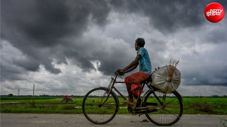 मॉनसून अभी और भिगोएगा, दिल्ली, यूपी, बिहार समेत 15 राज्यों में भारी बारिश का अलर्ट, IMD ने जारी की चेतावनी