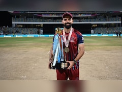 हैट्रिक, विकेट और तूफानी रन, शादाब खान ने CPL 2026 को बना दिया अपना शो! पाक टीम में होगी वापसी?