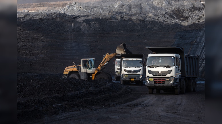 Coal India Unit SECL Said To Hire Banks For $800 Million IPO