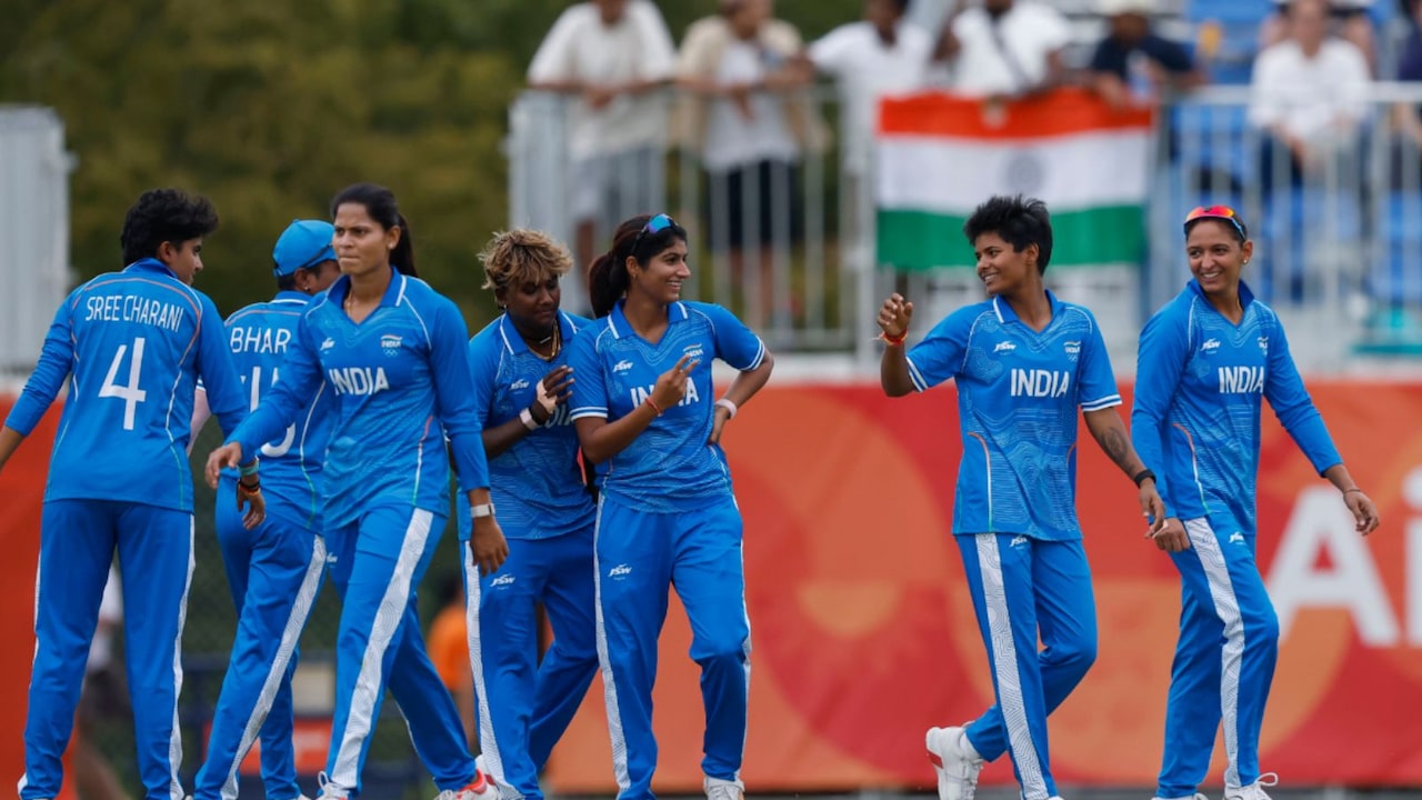 IND W vs BAN W: भारत ने बांग्लादेश को 114 रनों से धोया, अब ट्रॉफी पर नजर, फाइनल में श्रीलंका से होगी भिड़ंत