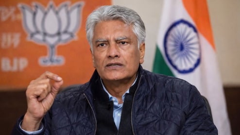 'पंजाब पुलिस गुंडों-गैंगस्टरों से डर रही...' एडवाइजरी पर भाजपा नेता जाखड़ ने उठाए सवाल, क्&zwj;या है मामला&nbsp;