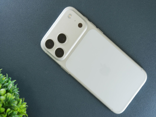 ₹65 हजार सस्ता मिल रहा iPhone 17 Pro, Croma पर आई जबरदस्त डील!