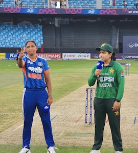 India Captain Harmanpreet Kaur Avoids Handshake With Her Pakistan Counterpart At Toss. Video Viral