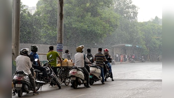 Delhi Rain Alert: Flash Flood Risk Over Next 24 Hours, IGI Airport Among Areas Flagged