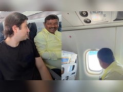 Viral Video: Man Gives Up Window Seat After Learning Co-Passenger Is On First Flight