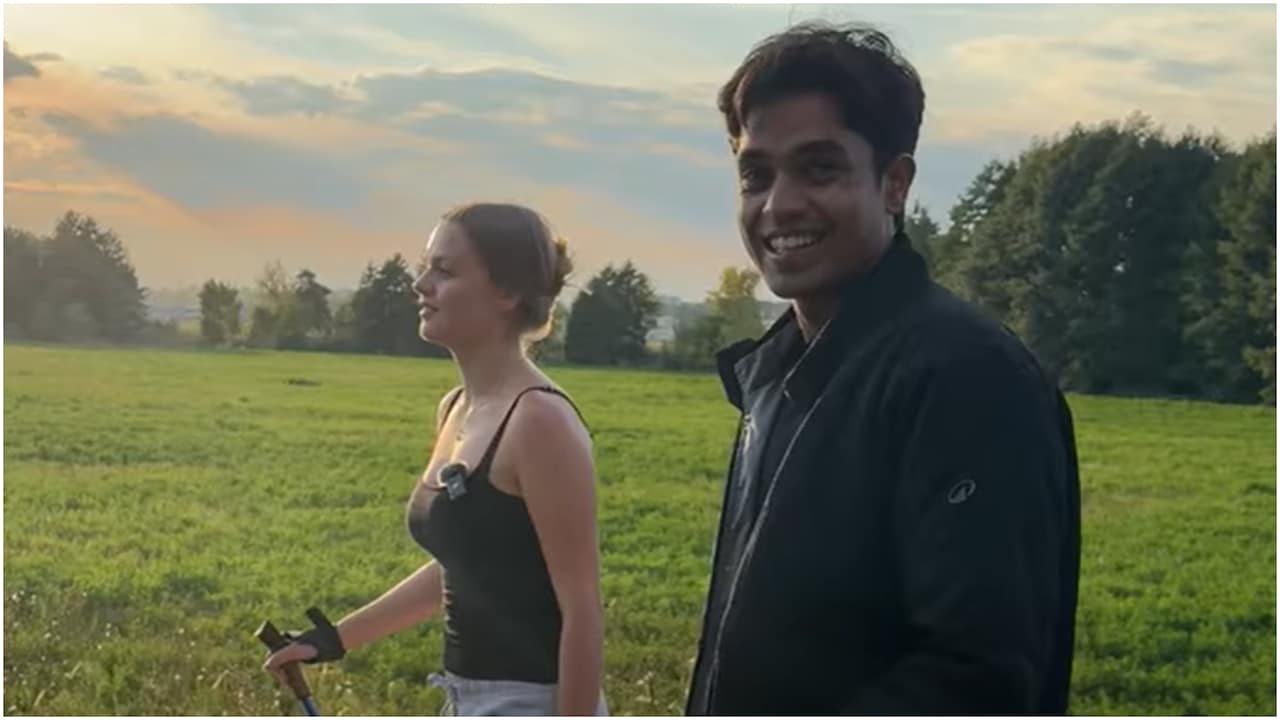 ऋषिकेश में मिली लड़की के बुलावे पर बेलारूस के गांव देखने पहुंचा इंडियन यूट्यूबर, बोला- 'ये एक्सपीरियंस हमेशा याद रहेगा'