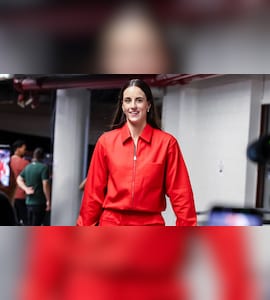 Caitlin Clarks Tense Moment With Stephanie White As Fever Fall To Mystics