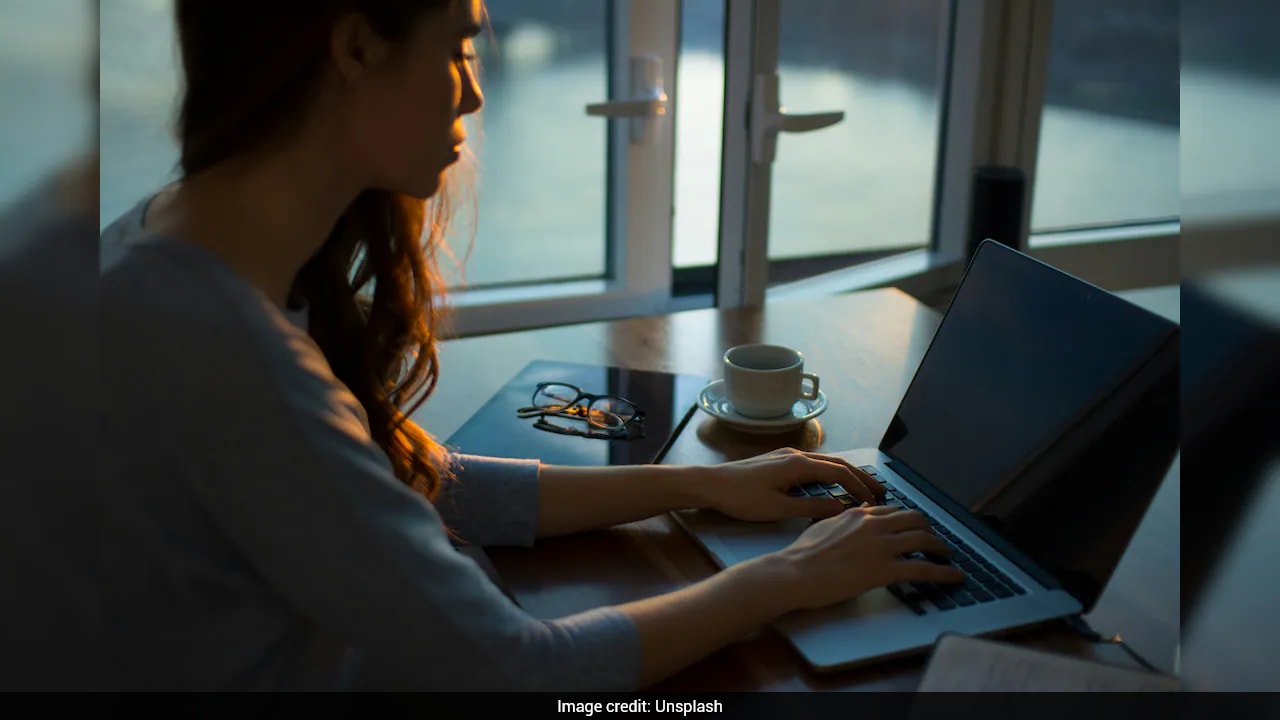 "They Don't Want To Work": Billionaire Lawyer Defends Extreme Remote Employee Monitoring