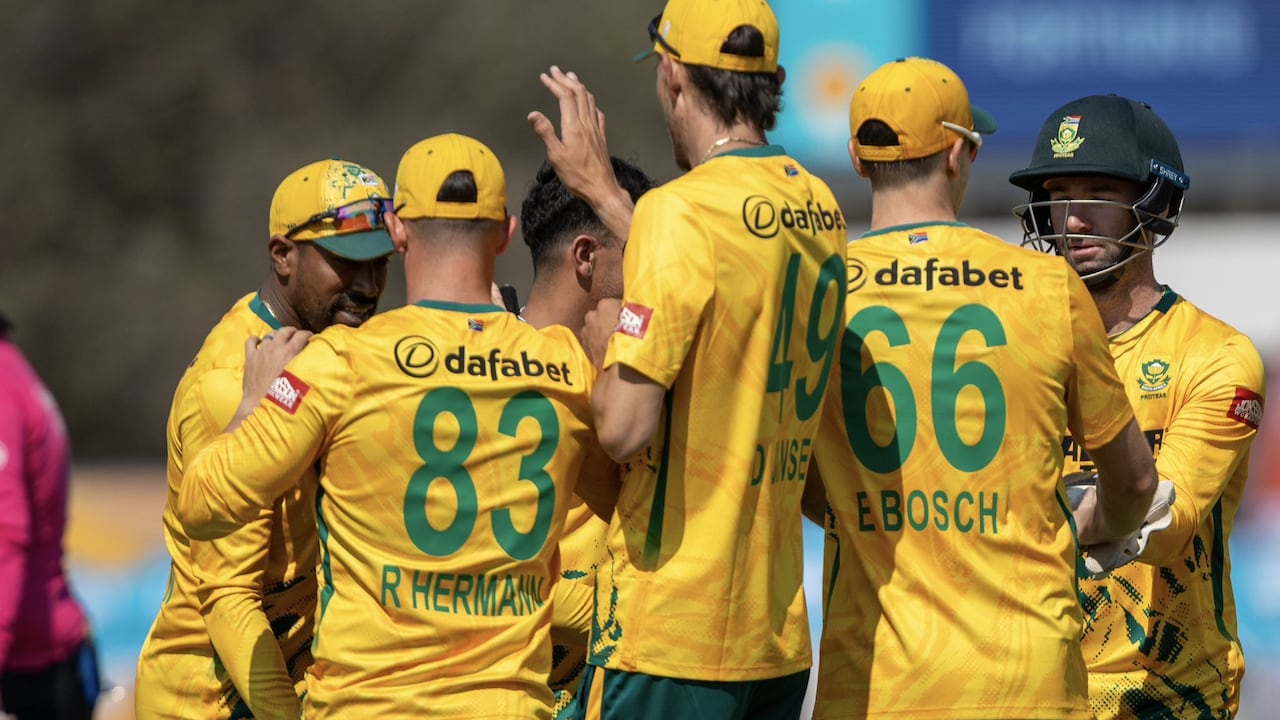 T20I Tri-Series: South Africa Win By 11 Runs To Set Up Final With Zimbabwe