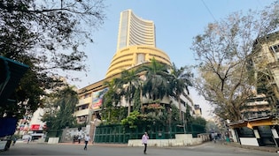 Stock Market Crash Live Updates: Sensex Crashes 600 Points, Nifty Slips Below 22,500; Set For Eighth Straight Weekly Loss