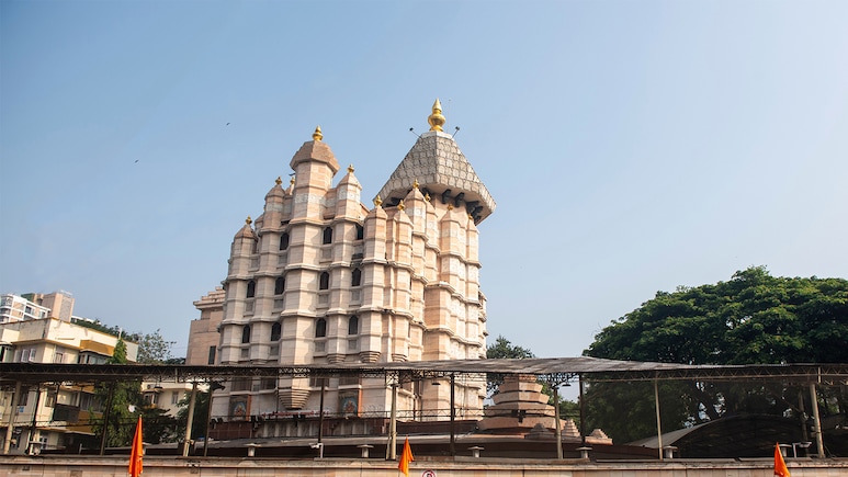 Ganesh Chaturthi 2026: 5 Iconic Ganesh Temples Across India Every Devotee Should Visit