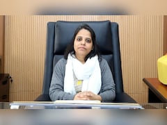 14 साल तक नहीं मिली कलेक्टरी, अब एक साल में 4 ट्रांसफर: क्यों चर्चा में हैं IAS नेहा मारव्या ?
