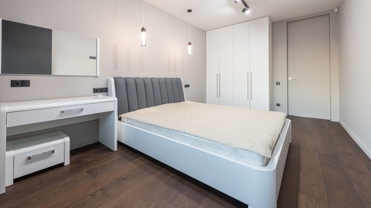 10 Reasons Hydraulic Bed Storage Lifts Sag, Sink Or Fail To Stay Open