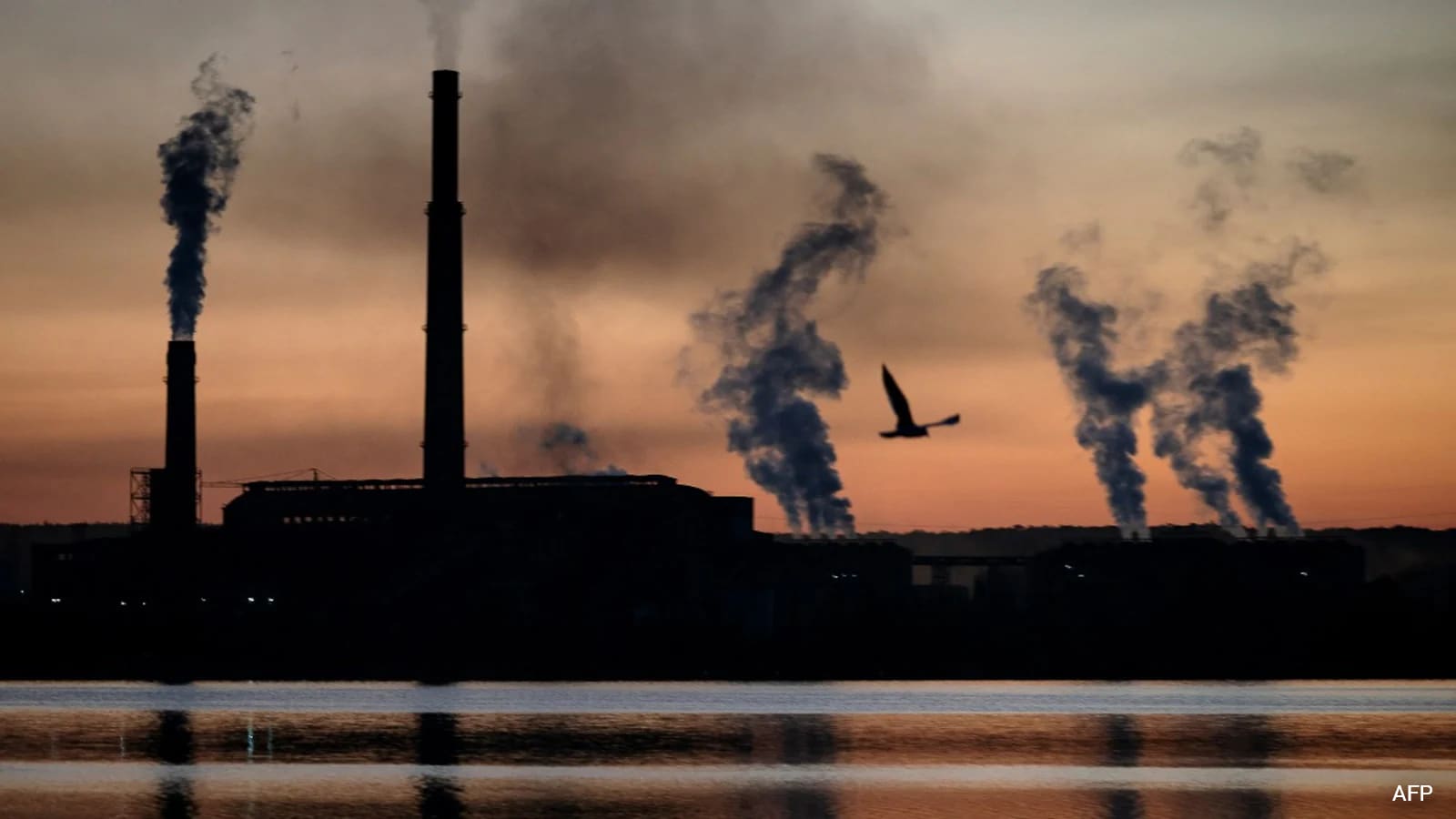 Trump Administration Repeals Carbon Emission Limits for Power Plants