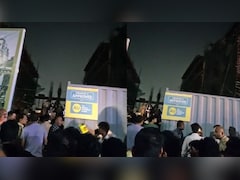 गांधीनगर में बड़ा हादसा, निर्माणाधीन बिल्डिंग साइट पर गिरी क्रेन, 10-15 मजदूरों के दबे होने की आशंका