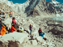 Mount Everest's Glacier Is Melting Faster, Human Urine Is Being Blamed