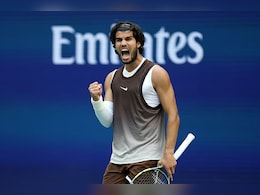Carlos Alcaraz Storms Into US Open Last 16 Along With Aryna Sabalenka
