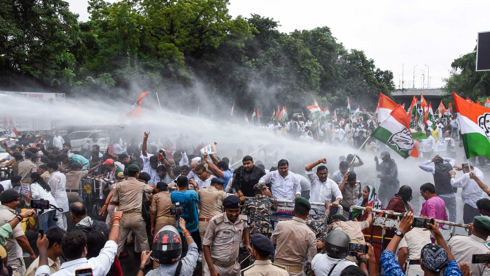 Election Commission Row Escalates: Congress Protests Nationwide Against CEC Gyanesh Kumar