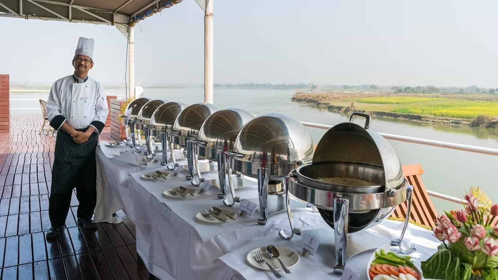 Story Luxury Cruise ABN Rajmahal facilities and services: cruise stopped bhagalpur ganga water level rise Story Luxury Cruise ABN Rajmahal facilities and services: cruise stopped bhagalpur ganga water level rise