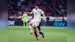 Sardar Azmoun Recalled To Iran Squad Four Months After Controversial World Cup Omission